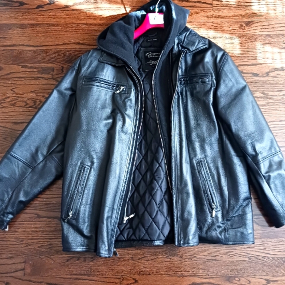 Original Outerware Black Leather Jacket With Atta… - image 1
